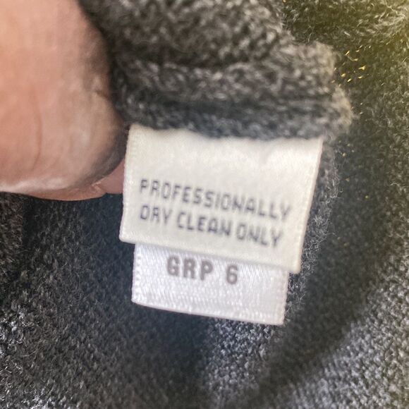 St. John Collection by Marie Gray Knit Pants 6 - Picture 7 of 7